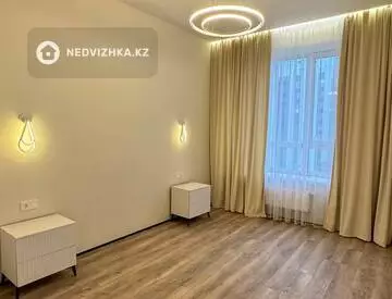 2-комнатная квартира, этаж 8 из 12, 60 м²