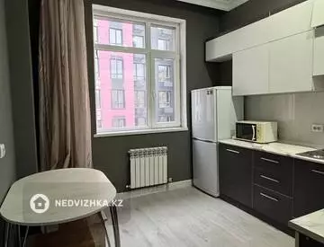 1-комнатная квартира, этаж 7 из 9, 39 м²