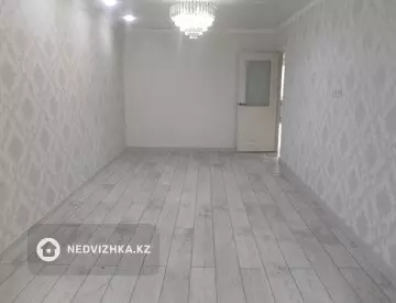 2-комнатная квартира, этаж 2 из 5, 52 м²