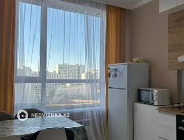 1-комнатная квартира, этаж 10 из 12, 35 м²