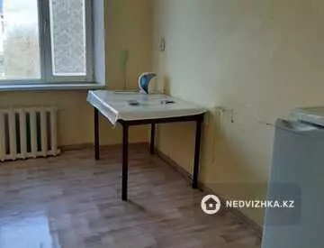 3-комнатная квартира, этаж 4 из 5, 55 м²