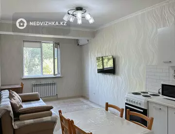 2-комнатная квартира, этаж 3 из 10, 43 м²