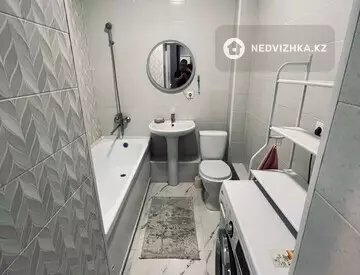 1-комнатная квартира, этаж 8 из 5, 30 м²