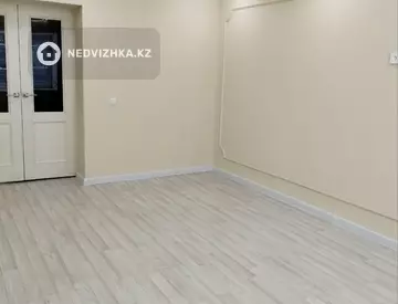 3-комнатная квартира, этаж 4 из 9, 75 м²