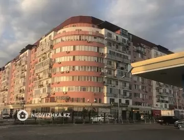 2-комнатная квартира, этаж 4 из 9, 64 м²