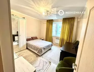 3-комнатная квартира, этаж 8 из 9, 81 м²