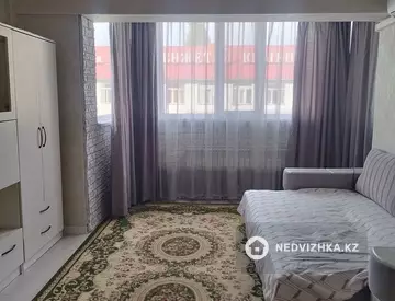 1-комнатная квартира, этаж 3 из 10, 30 м²