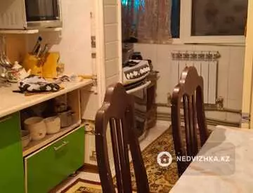 5-комнатная квартира, этаж 3 из 5, 100 м²