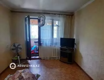 2-комнатная квартира, этаж 4 из 5, 45 м²