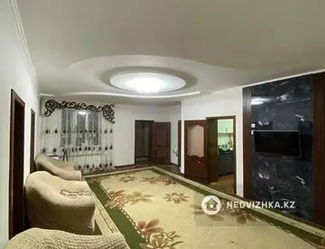 5-комнатный дом, 8 соток, 166 м²