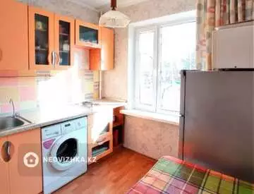 2-комнатная квартира, этаж 2 из 4, 44 м²