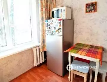 2-комнатная квартира, этаж 2 из 4, 44 м²