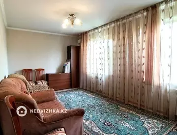 3-комнатная квартира, этаж 4 из 4, 57 м²