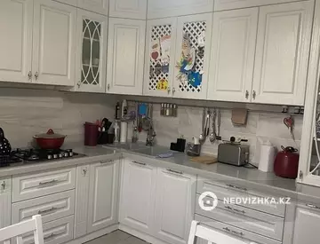 2-комнатная квартира, этаж 3 из 3, 88 м²