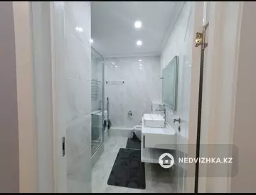 1-комнатная квартира, этаж 8 из 16, 43 м²