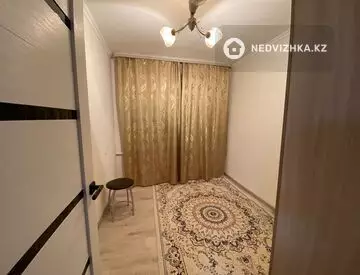 3-комнатная квартира, этаж 5 из 5, 50 м², посуточно