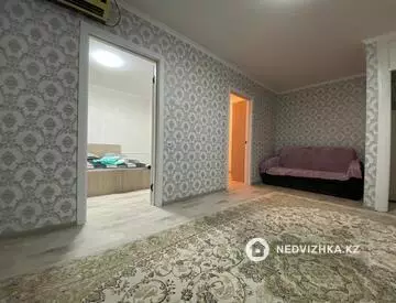 3-комнатная квартира, этаж 5 из 5, 50 м², посуточно