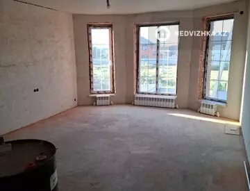 4-комнатный дом, 8 соток, 150 м²