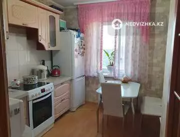 2-комнатная квартира, этаж 8 из 16, 58 м²