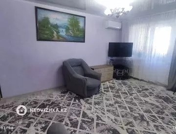 3-комнатная квартира, этаж 4 из 5, 59 м²