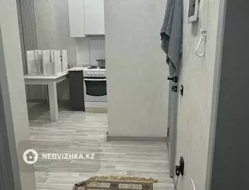 2-комнатная квартира, этаж 8 из 9, 41 м²