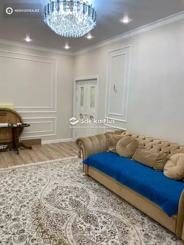 3-комнатная квартира, этаж 9 из 10, 70 м²