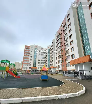 4-комнатная квартира, этаж 8 из 9, 166 м²