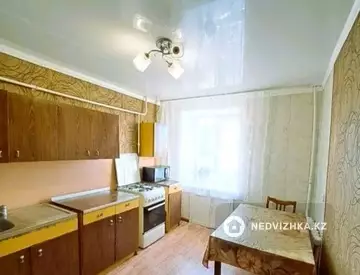 3-комнатная квартира, этаж 1 из 5, 63 м²