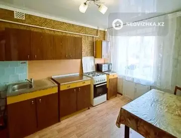 3-комнатная квартира, этаж 1 из 5, 63 м²