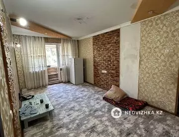 2-комнатная квартира, этаж 4 из 5, 41 м²