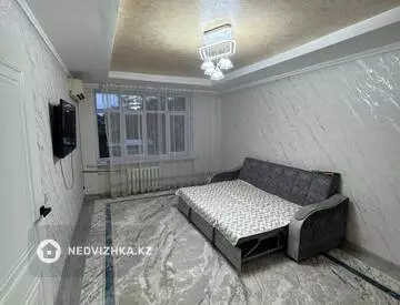 1-комнатная квартира, этаж 3 из 4, 30 м²