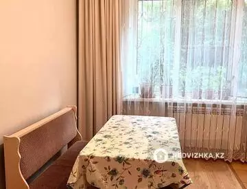 2-комнатная квартира, этаж 1 из 9, 60 м²