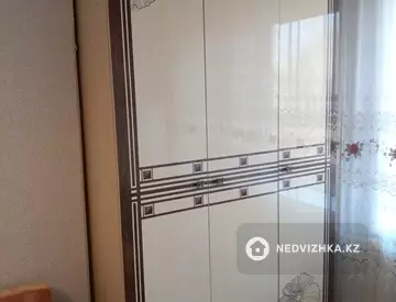 1-комнатная квартира, этаж 3 из 5, 30 м²