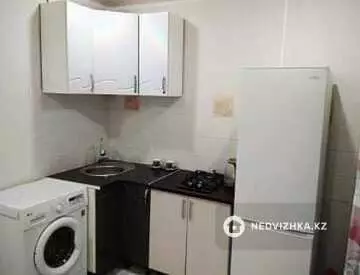 2-комнатная квартира, этаж 6 из 9, 54 м², посуточно