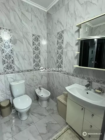 4-комнатная квартира, этаж 8 из 14, 101 м²