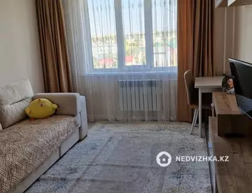 2-комнатная квартира, этаж 8 из 9, 60 м²