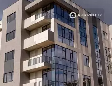 3-комнатная квартира, этаж 2 из 5, 150 м²