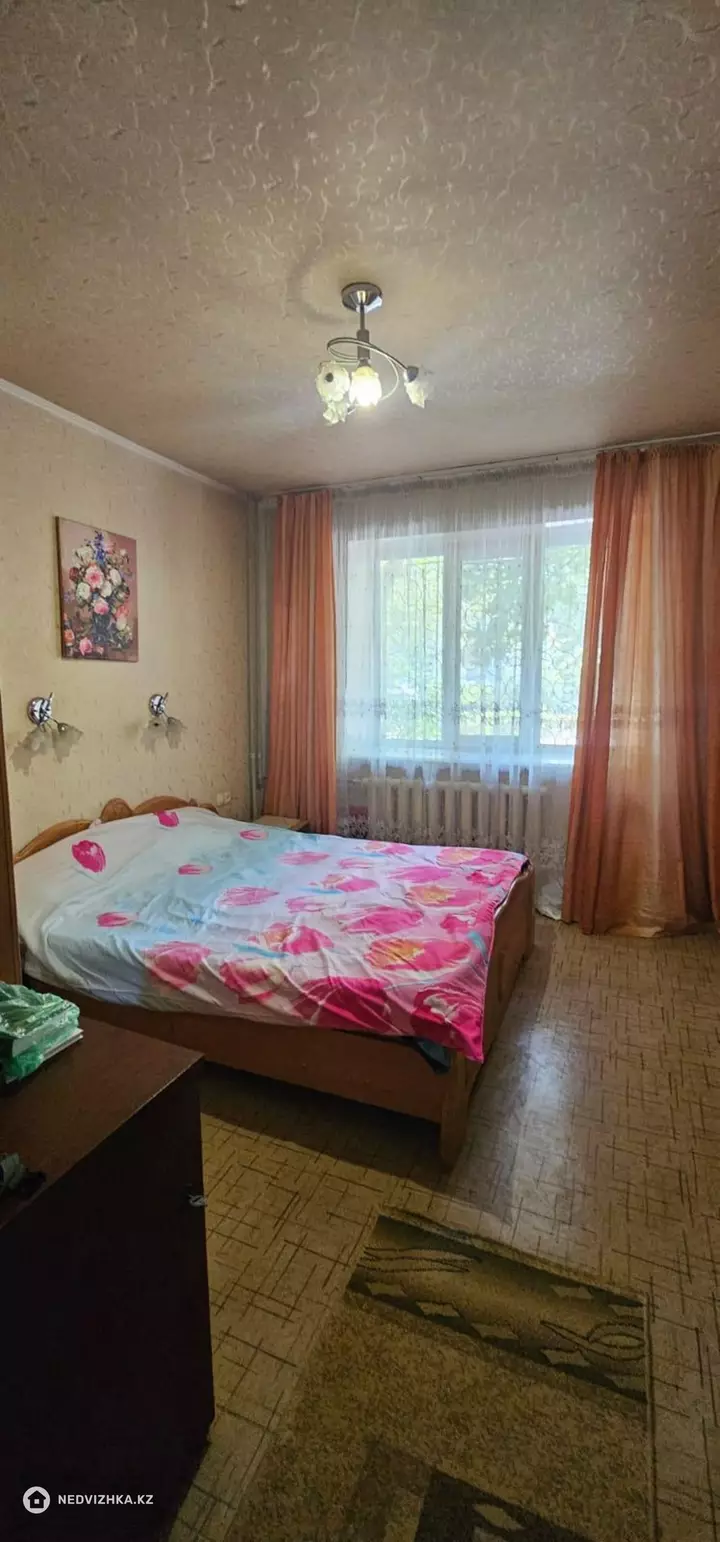 80 м², 4-комнатная квартира, этаж 1 из 5, 80 м², изображение - 1