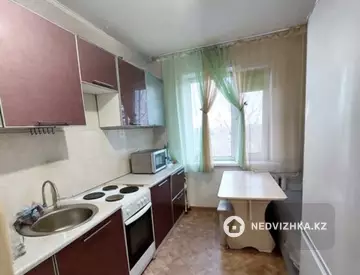 2-комнатная квартира, этаж 4 из 5, 48 м²