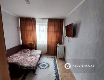 2-комнатная квартира, этаж 4 из 5, 48 м²