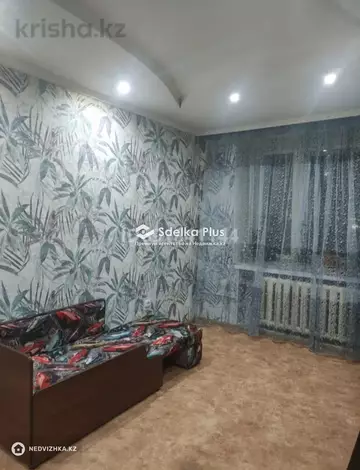 1-комнатная квартира, этаж 3 из 5, 36 м²