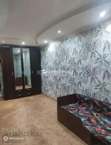 1-комнатная квартира, этаж 3 из 5, 36 м²