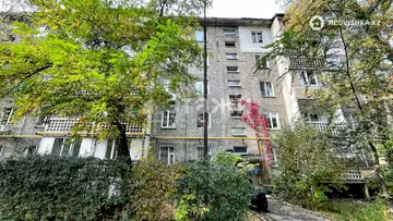 3-комнатная квартира, этаж 4 из 5, 58 м²