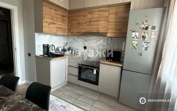 2-комнатная квартира, этаж 9 из 12, 55 м²