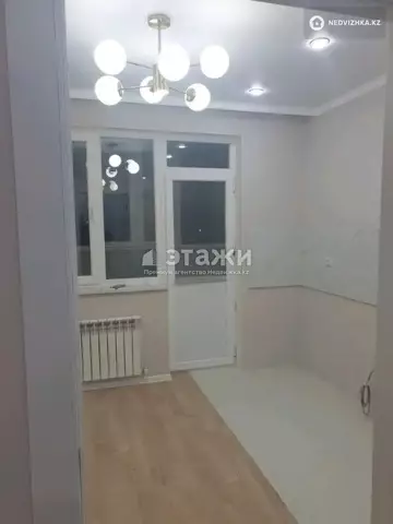 1-комнатная квартира, этаж 12 из 12, 39 м²