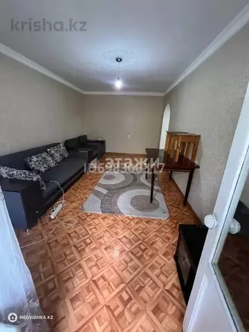 2-комнатная квартира, этаж 4 из 4, 48 м²