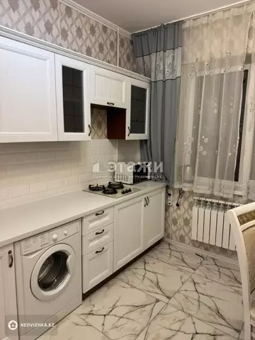 1-комнатная квартира, этаж 4 из 9, 33 м², на длительный срок