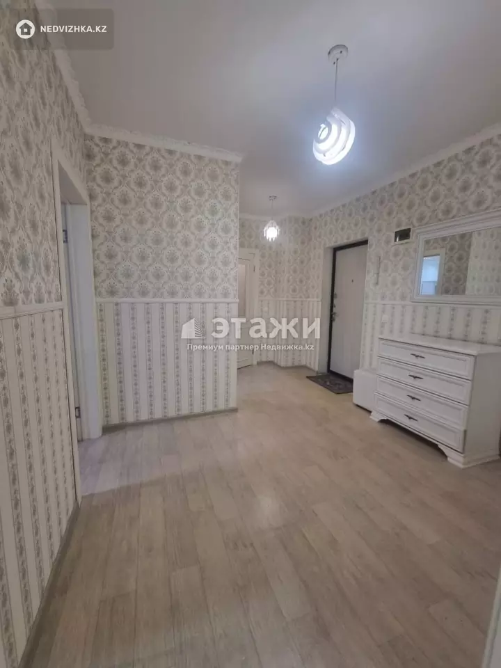 72 м², 2-комнатная квартира, этаж 2 из 9, 72 м², изображение - 1