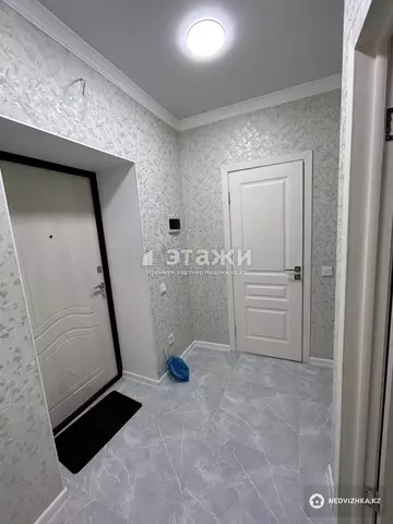 1-комнатная квартира, этаж 1 из 9, 36 м²