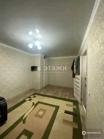 1-комнатная квартира, этаж 4 из 9, 36 м²